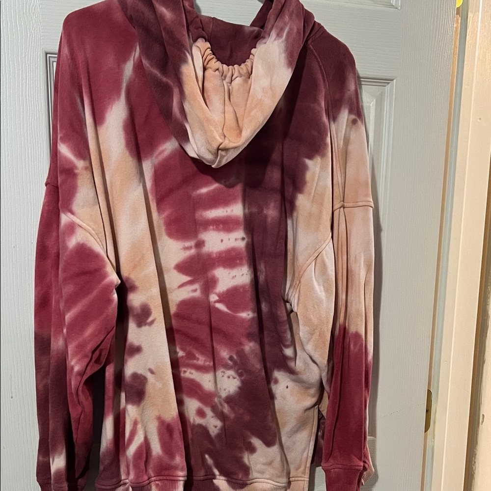 American Eagle Soft Jegging Fit Top in Deep Red Tye - dye ! - Picture 6 of 6